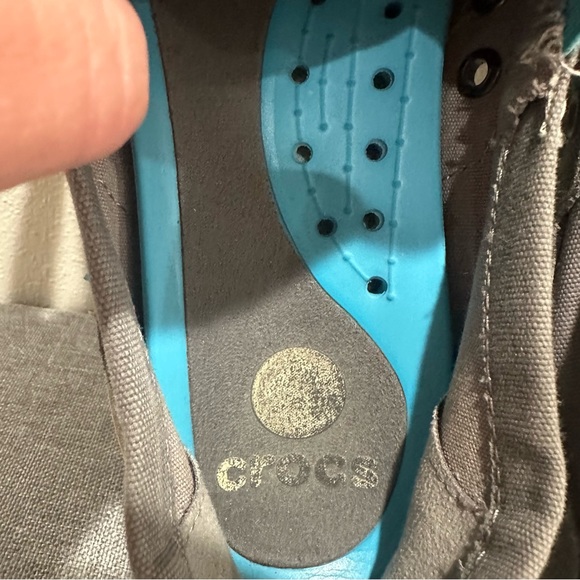 Crocs Walu Canvas/Suede Slip On Shoe - Picture 6 of 12